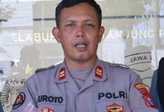 Kasihumas Polres Pelabuhan Tanjungperak Iptu Suroto
