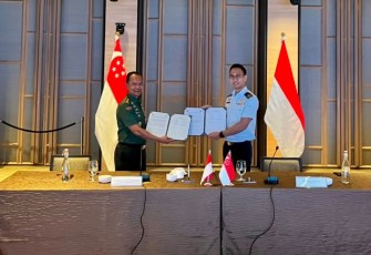 Kasum TNI Pimpin Delegasi Indonesia Pada Sidang Ke-22 TNI-SAF Annual Staff Meeting 2026 di Singapura