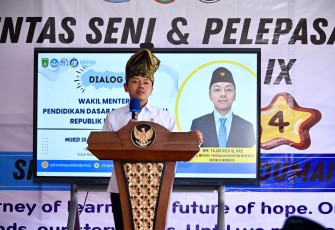 Wakil Menteri Pendidikan Dasar dan Menengah (Wamendikdasmen), Fajar Riza Ul Haq
