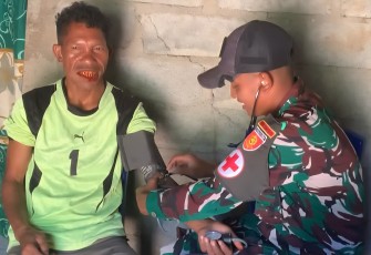 Yonarmed 12 Kostrad Wujudkan Kepedulian Nyata Melalui Yankes Gratis bagi Masyarakat Perbatasan