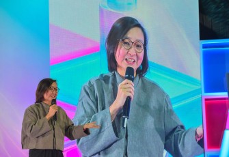 Wakil Menteri Ekonomi Kreatif, Irene Umar, memberi sambutan sekaligus membuka festival TikTok ForYouBeauty 2026 di Senayan City, Jakarta, Jumat (12/6/2026).
