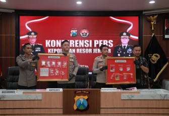 Polres Jember Ungkap Kasus Narkoba Amankan 30 Tersangka dan Ratusan Gram Sabu*