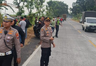 Polres Lumajang Bubarkan Balap Liar di JLS Pasirian