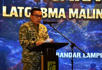Tentara Nasional Indonesia (TNI) bersama Angkatan Bersenjata Malaysia (ATM) secara resmi menggelar Latihan Gabungan Bersama (Latgabma) Malaysia-Indonesia (Malindo) Darat Samudera Angkasa (Darsasa) 12 AB/2026 yang berlangsung dari tanggal 17 s.d. 25 Juni 2026 di wilayah Provinsi Lampung, Indonesia