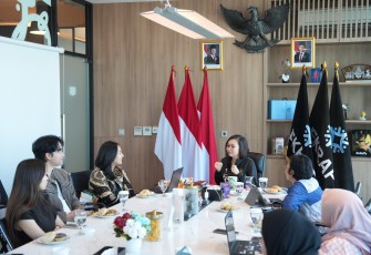 Wakil Menteri Ekonomi Kreatif, Irene Umar, menerima audiensi musisi lullaboy di Kantor Kementerian Ekraf, Jakarta, Jumat (19/6/2026)