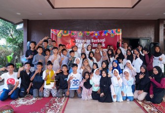Wakil Menteri Ekonomi Kreatif, Irene Umar, mengunjungi Teras Aksara di Bekasi, Jawa Barat, Jumat (19/6/2026).