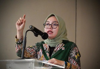Wamenkop Farida Farichah