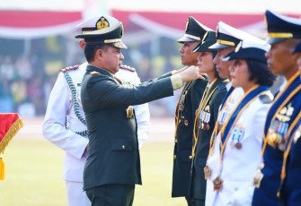 Panglima TNI Lantik 1.737 Perwira Remaja TNI di Magelang