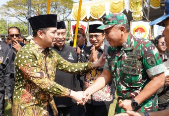 Danrem 081/DSJ Kolonel Arm Untoro Hariyanto menghadiri kegiatan Suran Agung yang digelar Persaudaraan Setia Hati Winongo Tunas Muda (PSHWTM) di Lapangan Winongo, Manguharjo, Kota Madiun, Minggu (28/6/2026)