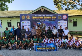 Yonarmed 12 Kostrad Resmi Buka Turnamen Bola Voli Dansatgas Pamtas Cup 2026, Pererat Persaudaraan di Perbatasan