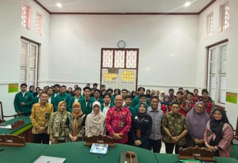 Ketua PN Makassar Sambut Mahasiswa KKN, Beri Edukasi Budaya Antigratifikasi