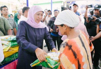 Gubernur Jatim Gelar Pasar Murah ke-81 di Pasuruan