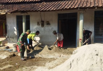 Ada Semangat Gotong Royong Babinsa dan Warga yang Tak Pernah Luntur