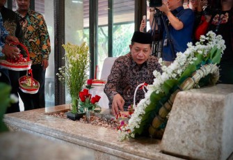 Menteri Koperasi (Menkop) Ferry Juliantono