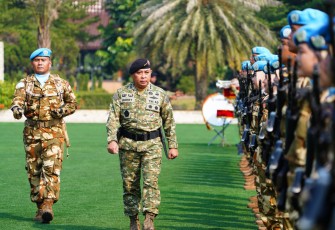 Asisten Operasi (Asops) Panglima TNI Letjen TNI Bobby Rinal Makmun, kegiatan bertempat di lapangan Prima, Mabes TNI, Jakarta Timur, Jumat (17/07/2026)