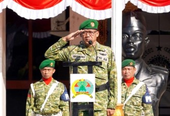 Kasipers Korem 081/DSJ Letkol Cke Kasihono