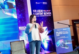 Wakil Menteri Ekonomi Kreatif, Irene Umar, memberi sambutan pembuka pada KOREA-ASEAN K-Content Bizweek 2026 di The Ritz-Carlton, Jakarta, Selasa (28/7/2026)