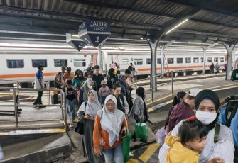 KA Pandanwangi relasi Jember – Ketapang PP