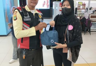 Mobilitas Tinggi Picu Kelalaian, Puluhan Barang Tertinggal Setiap Hari di LRT Jabodebek