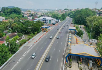 One Way Lokal di Tol Semarang Masih Berlaku, Lalu Lintas Lancar dan Terkendali