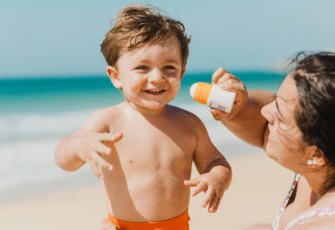 Paparan Polusi pada Kulit Bayi: Mengapa Perlindungan Tambahan Itu Penting