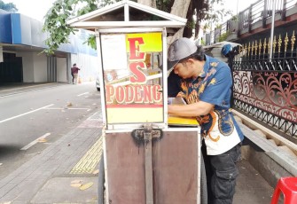 Pedagang UMKM di Sekitar BRI Region 6/Jakarta 1 Rasakan Manfaat dan Keuntungan Transaksi Menggunakan QRIS BRI