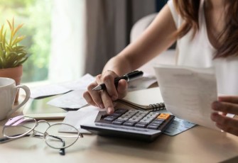 Pernah Dengar Metode Sinking Fund? Cara Menyiapkan Pengeluaran Besar Tanpa Bikin Keuangan Kaget