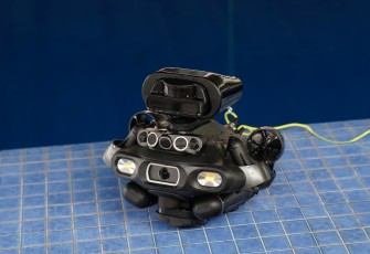 Underwater Drone FIFISH E-Master untuk Inspeksi Visual Bawah Air