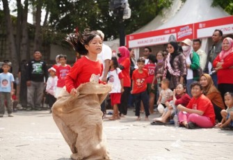 Warga Pasar Malaka Rorotan Antusias Ikuti Lomba 17-an