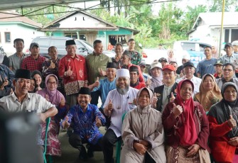 Gubernur Bengkulu, Helmi Hasan Foto Bersama /Foto : MC 