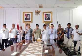 Kadis Kominfo Kepri Terima Surat Pengunduran Ketua KPID