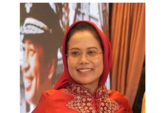  Ketua Komisi E DPRD Jawa Timur,  Sri Untari Bisowarno 