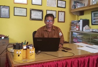 Kepala UPTD SPF SDN 1 Pasar Singkil Tarmizi, M, S.Pd