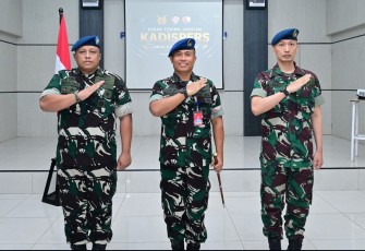 Sertijab Kadispers Lanud Sjamsudin Noor yang berlangsung di Ruang Suryadharma, Mako Lanud Sjamsudin Noor, Rabu (1/7/2026).