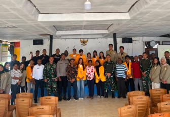 Yonarmed 12 Kostrad Dukung Pemberdayaan Masyarakat Melalui Sosialisasi dan KKN Kolaborasi di Tulakadi