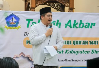 Bupati Bintan Roby Kurniawan saat memberikan sambutan 