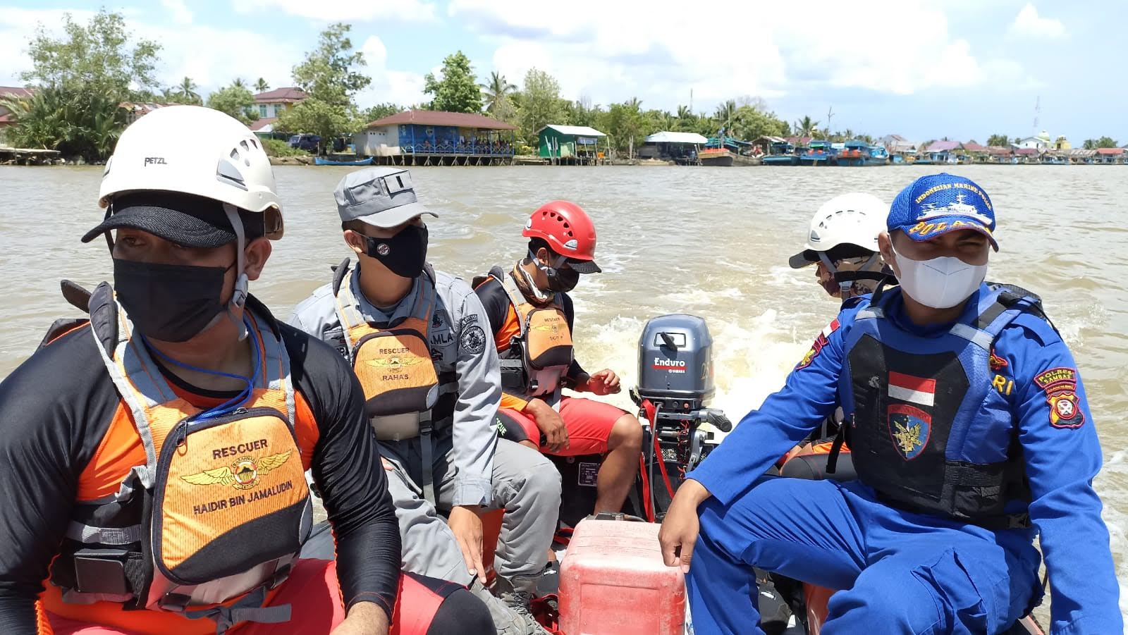 perairan Selaku