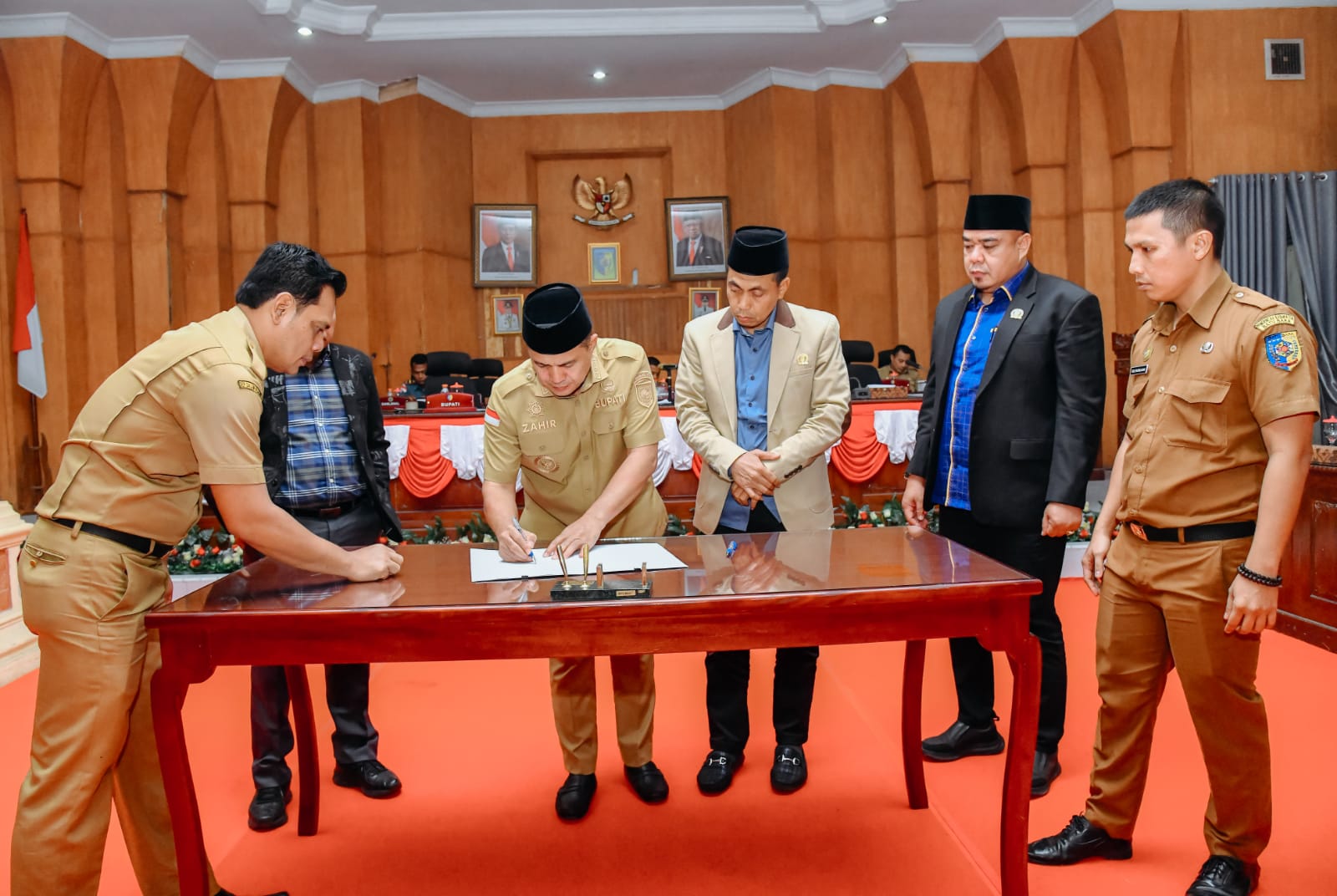 DPRD Batu Bara Setujui Ranperda P-APBD 