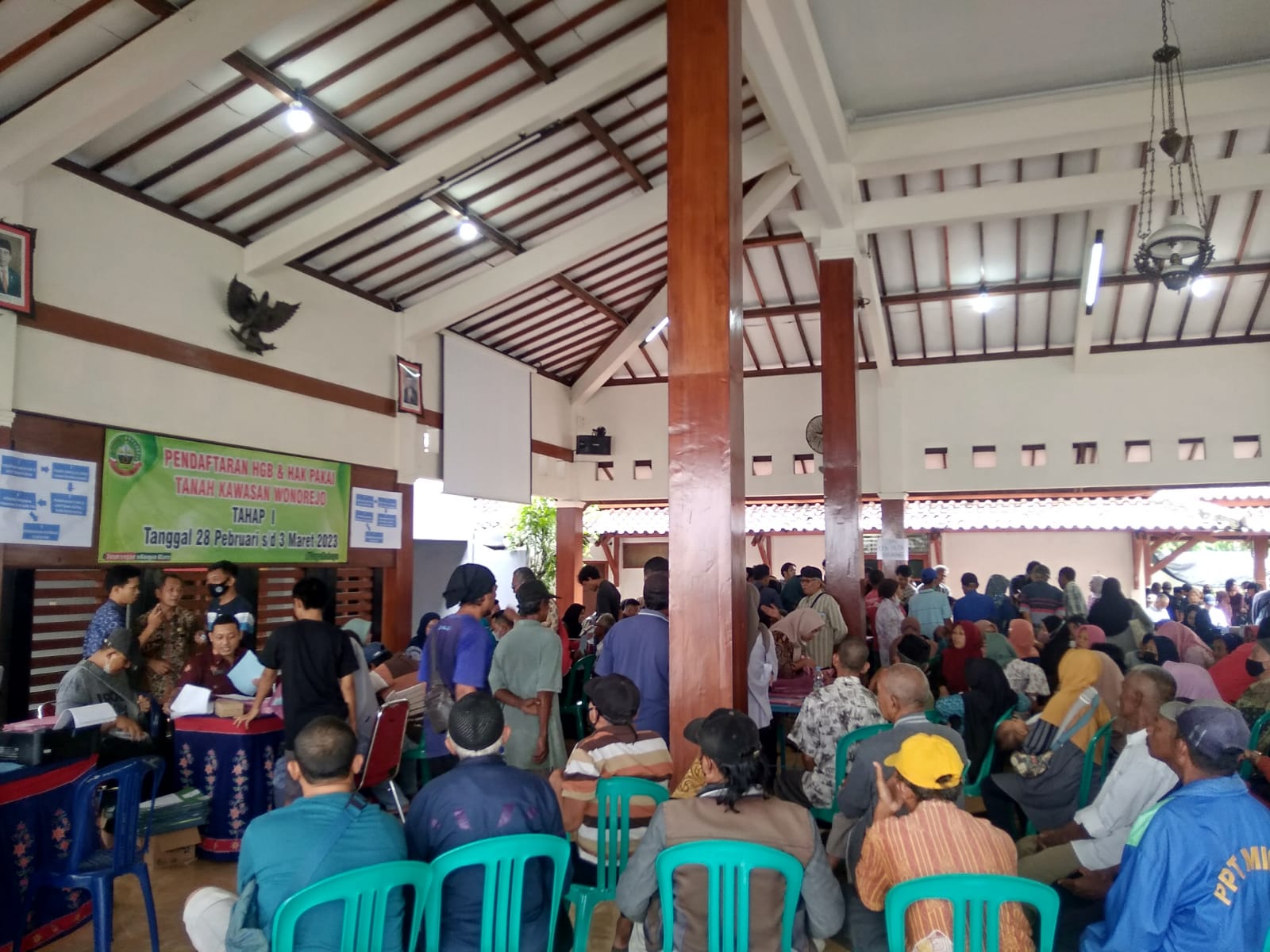 Warga yang tinggal di kawasan Wonorejo kecamatan Cepu masih antusias mendaftarkan Hak Guna Bangunan lahan yang ditempatinya selama bertahun -tahun.