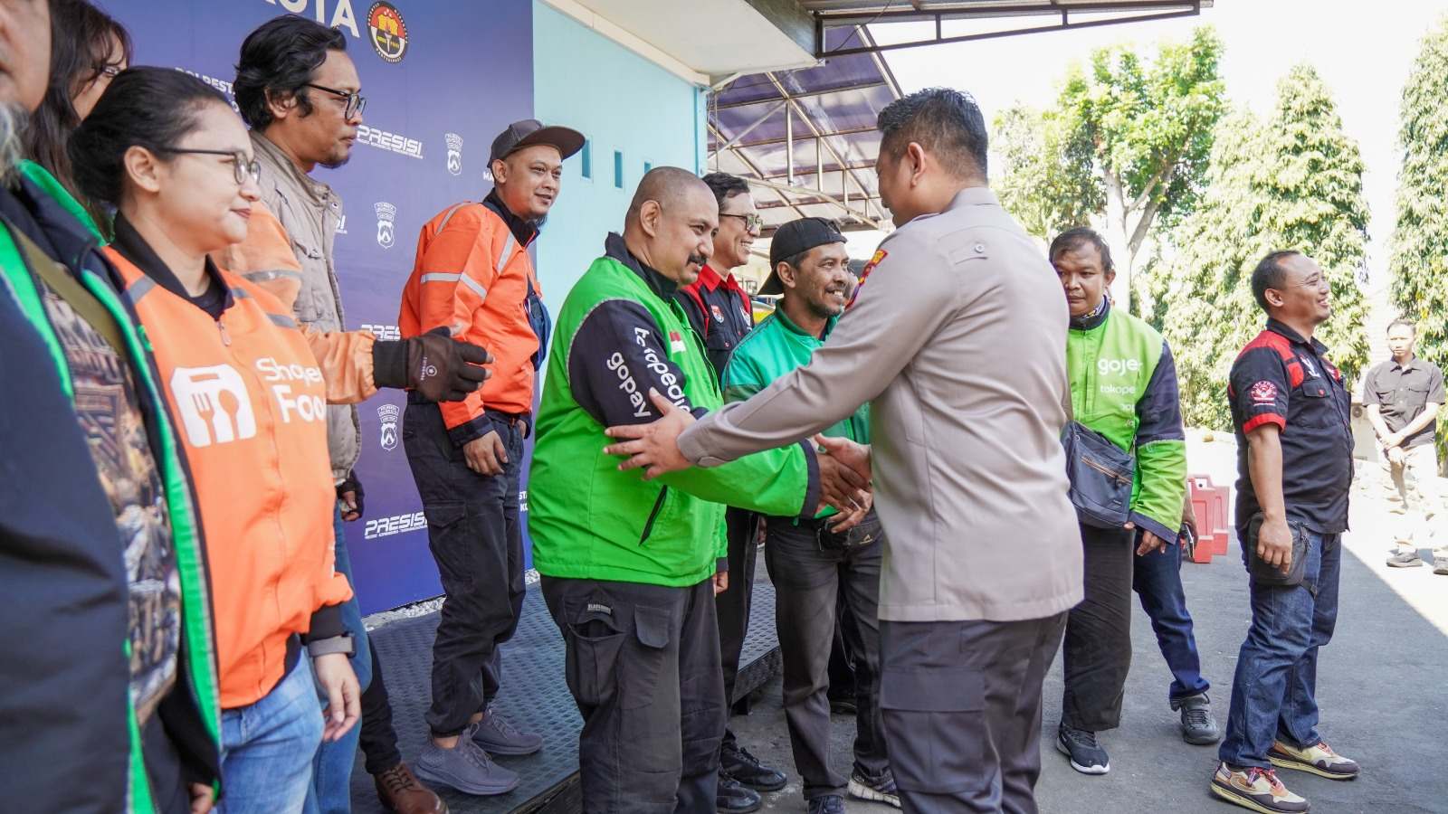 .