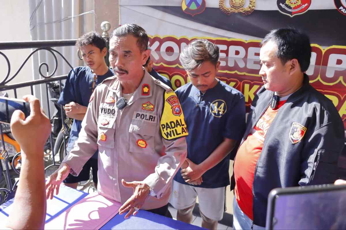 .