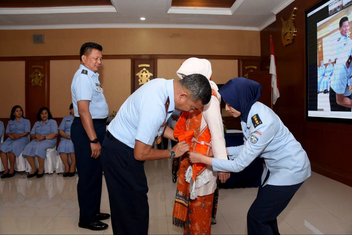 .