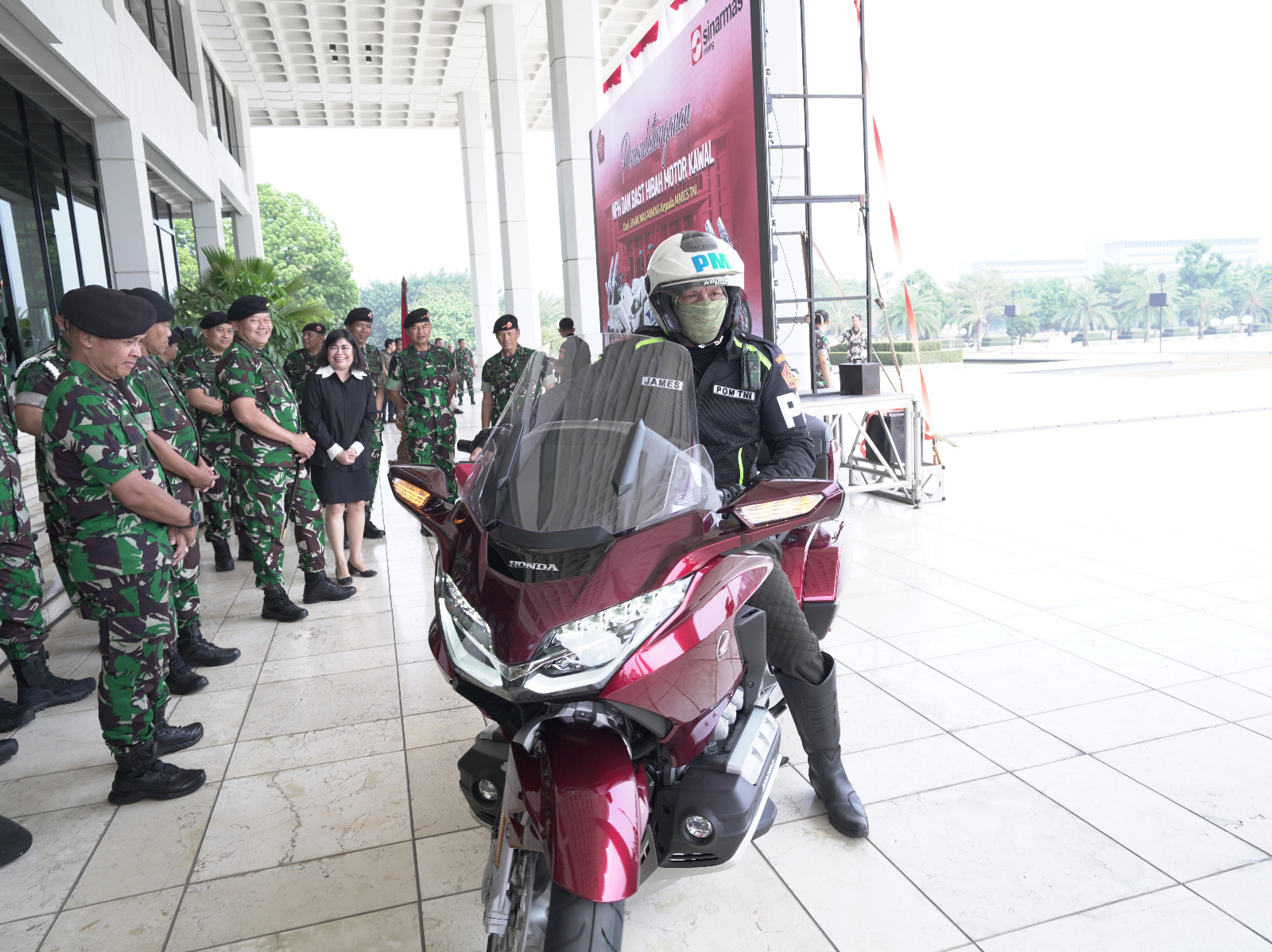 TNI
