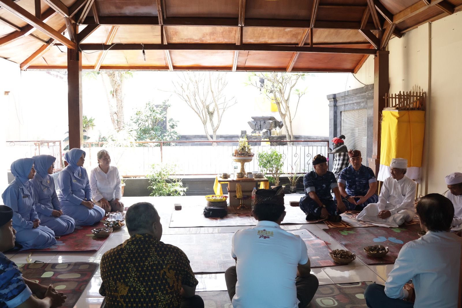 .