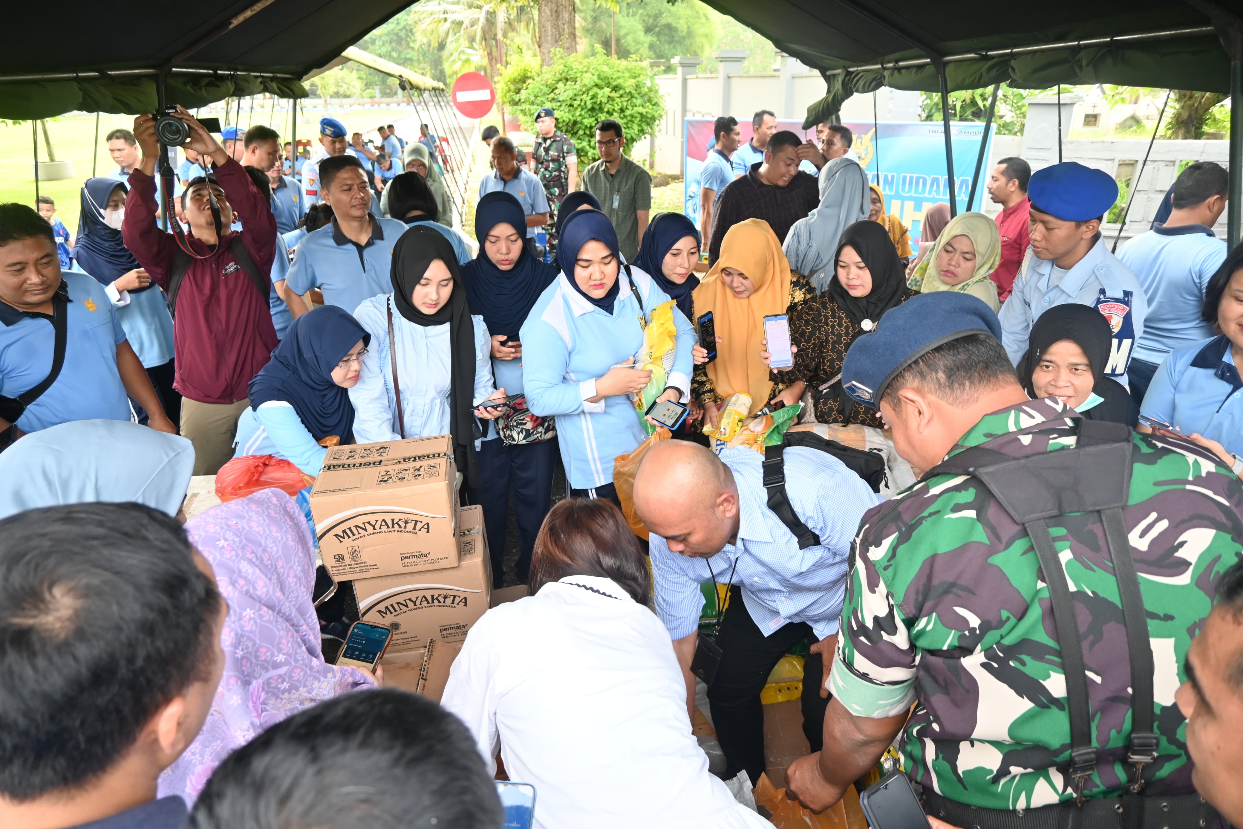 Rangkaian Kegiatan Bazaar Murah Lanud Soewondo Medan.