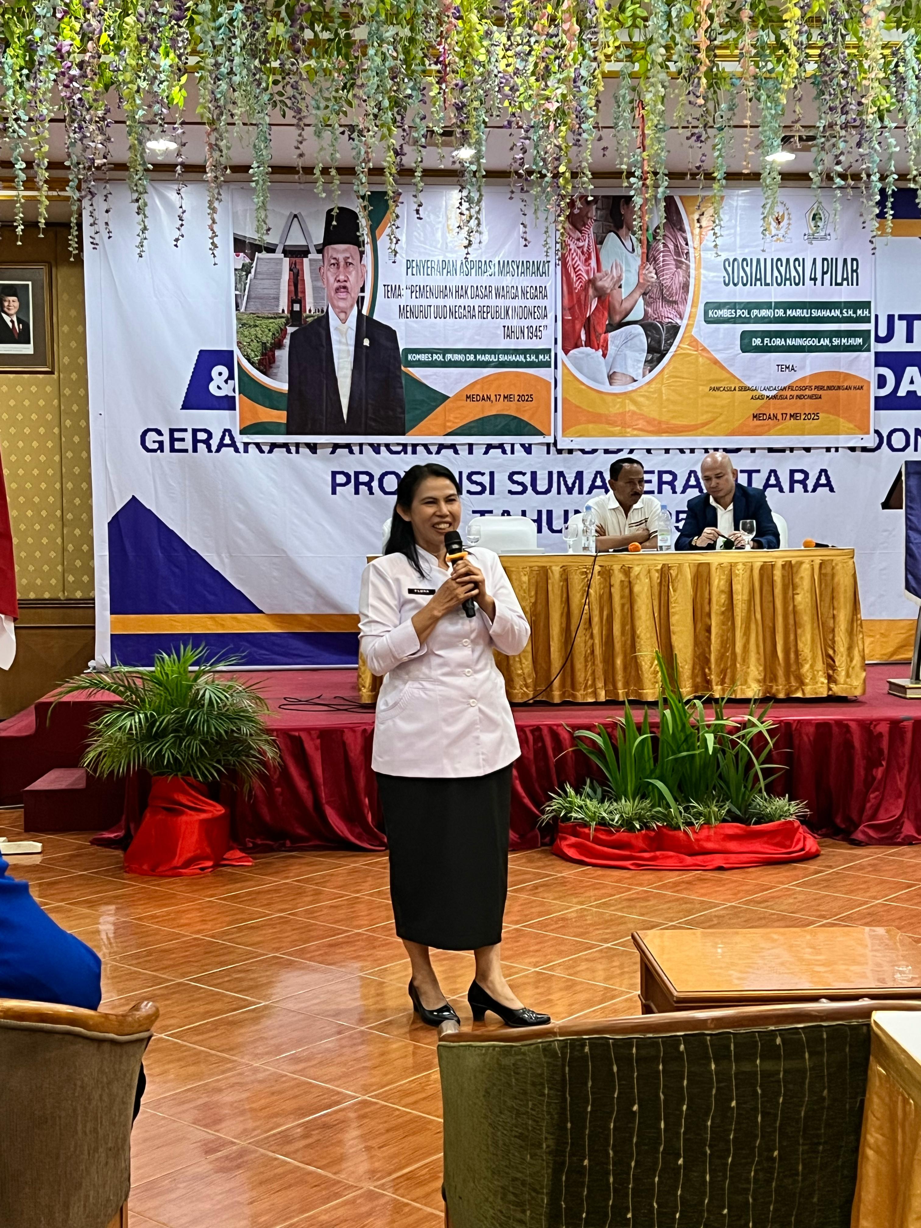 Kakanwil HAM Sumut-Kepri Flora Nainggolan Sampaikan Paparan