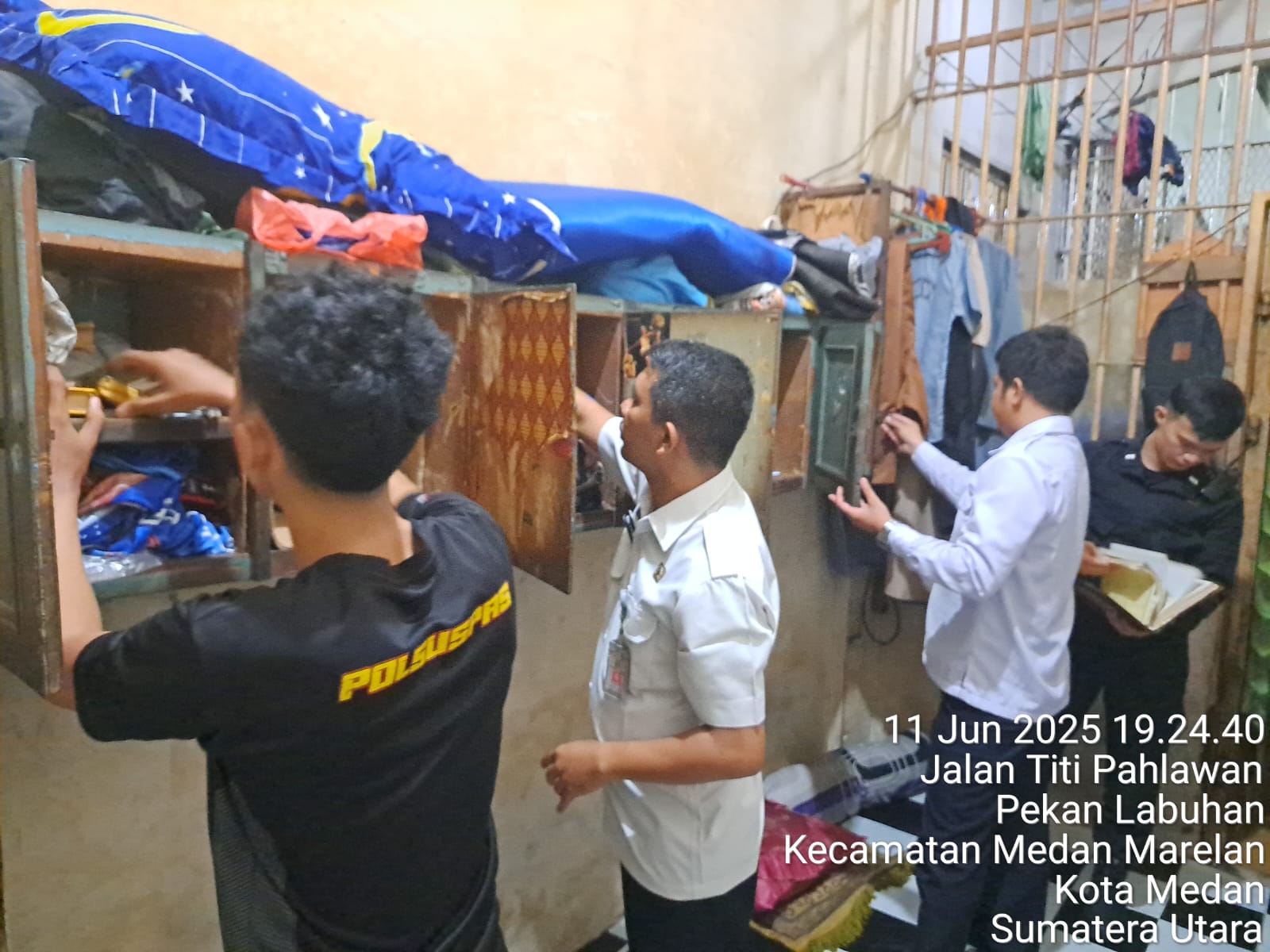 Geledah Blok Hunian di Rutan Kelas I Labuhan Deli