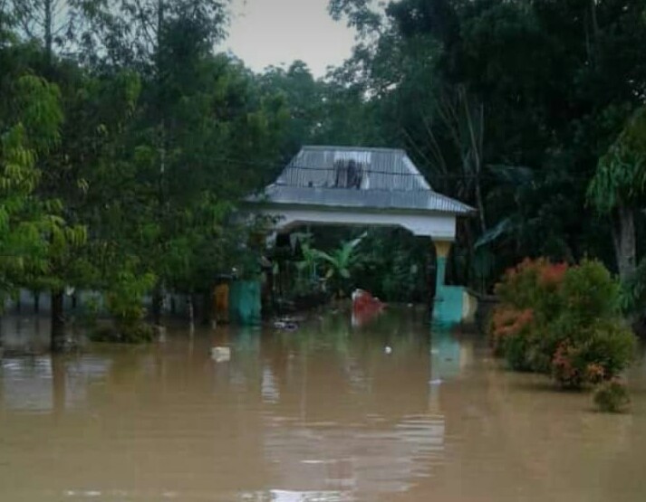Banjir di Air Sebayur Kecamatan Pinang Raya