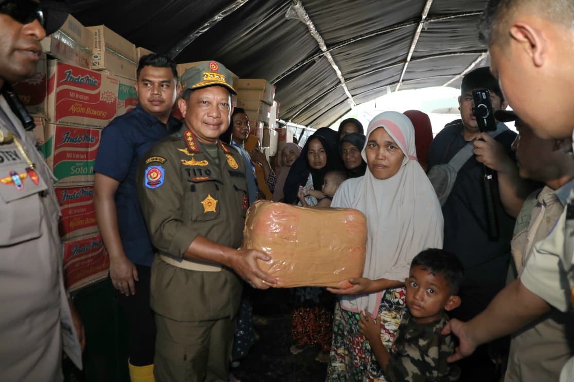 Tinjau Bencana Banjir di Aceh, Mendagri Beri Atensi pada Infrastruktur Publik yang Rusak