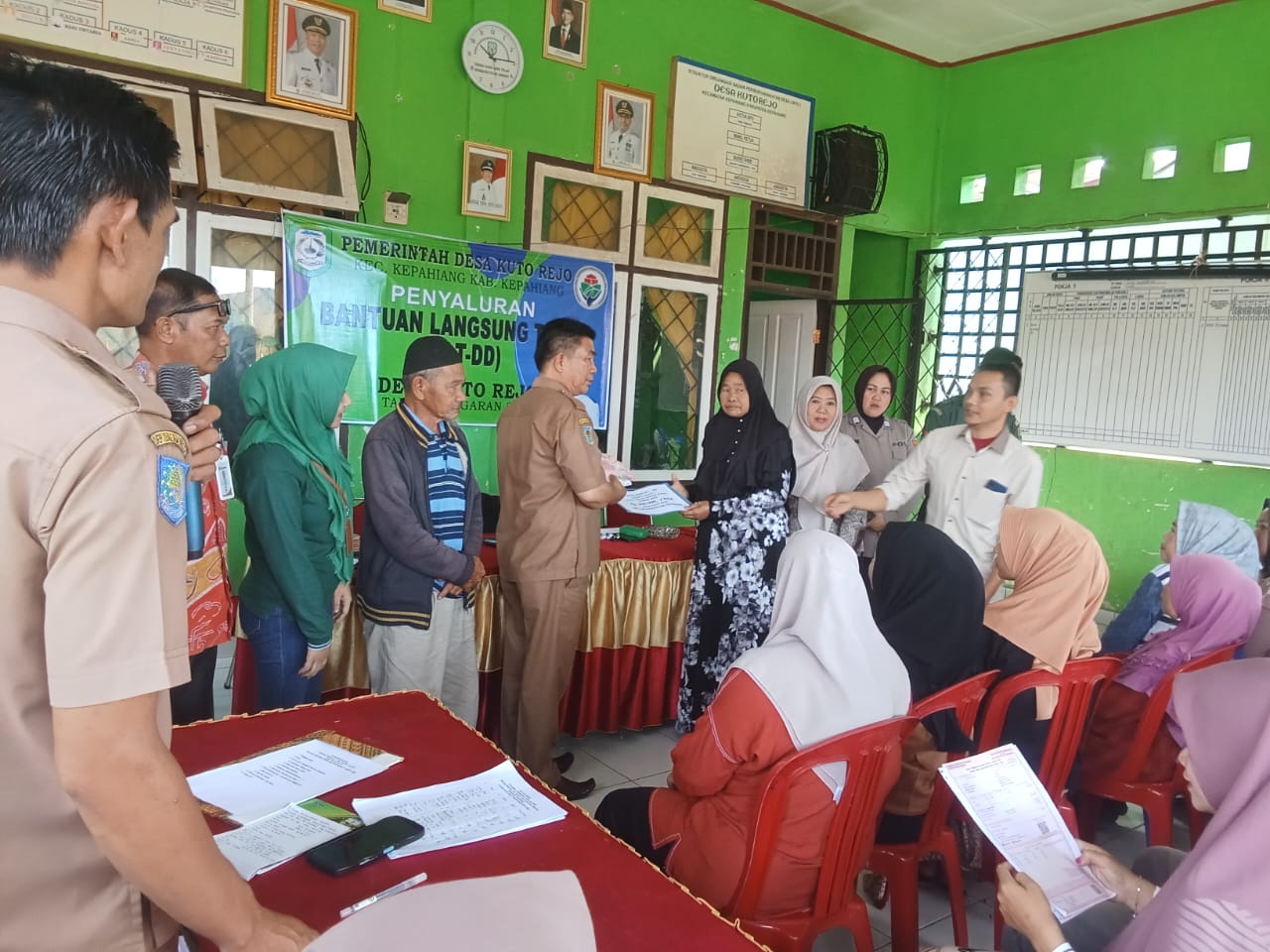 ‎Pemerintah Desa Kuto Rejo Salurkan BLT-DD Tahap Pertama Kepada 24 KPM